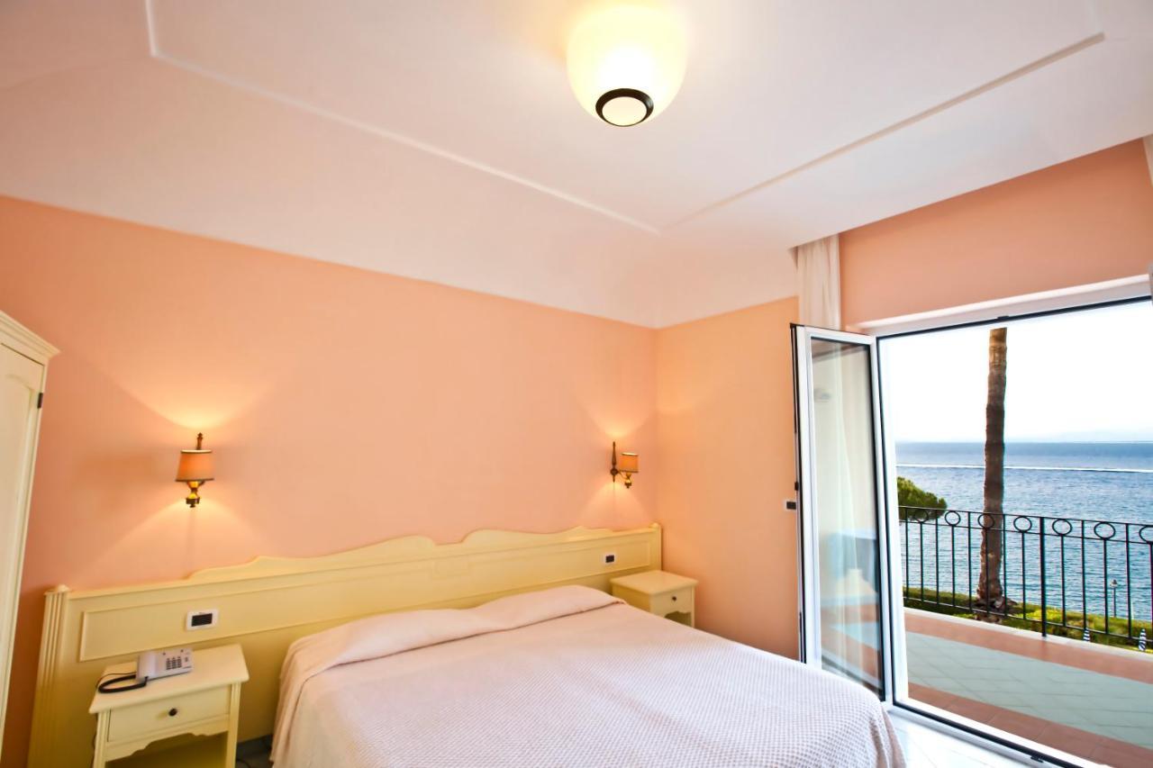 Hotel Terme Alexander ايسكيا المظهر الخارجي الصورة